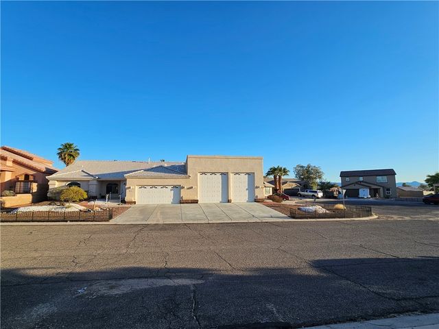 2084 E Crystal Drive, Fort Mohave, AZ 86426