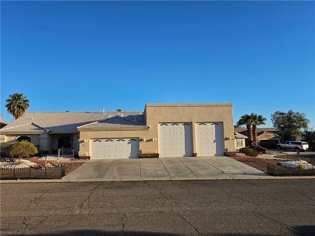 2084 E Crystal Drive, Fort Mohave, AZ 86426