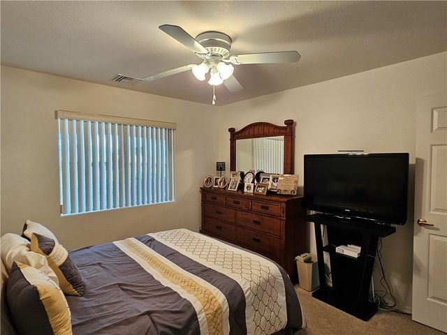 2084 E Crystal Drive, Fort Mohave, AZ 86426