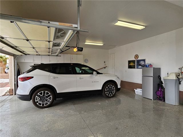 2084 E Crystal Drive, Fort Mohave, AZ 86426