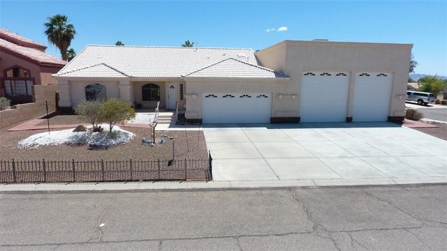 2084 E Crystal Drive, Fort Mohave, AZ 86426