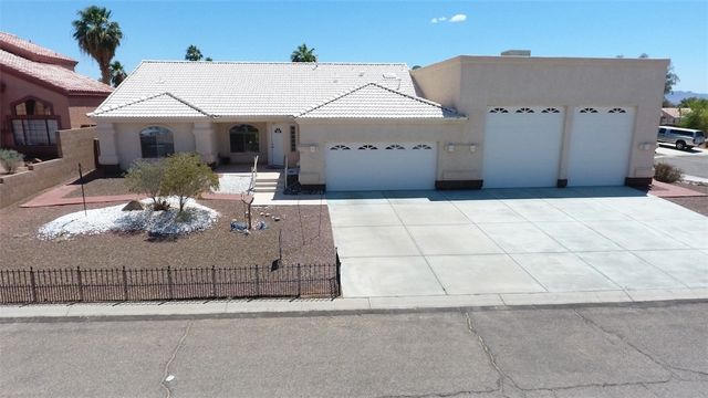 2084 E Crystal Drive, Fort Mohave, AZ 86426
