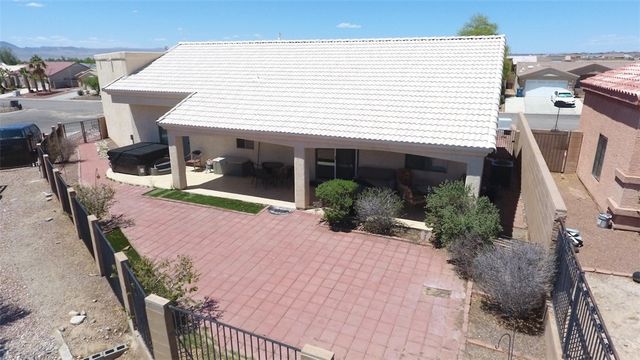 2084 E Crystal Drive, Fort Mohave, AZ 86426