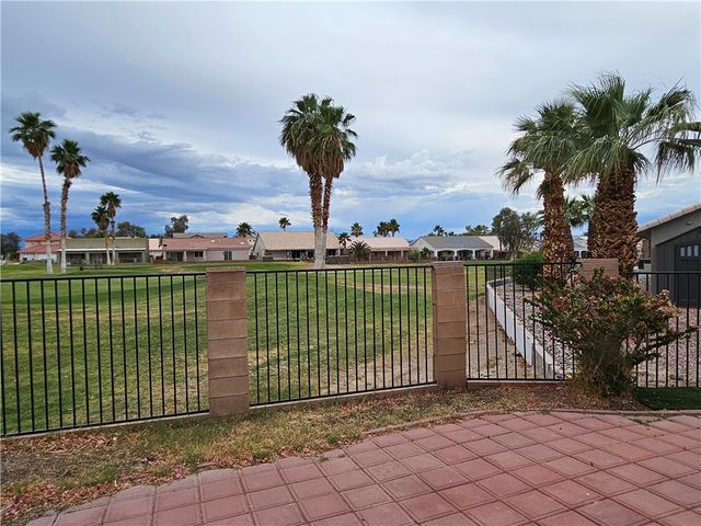 2084 E Crystal Drive, Fort Mohave, AZ 86426