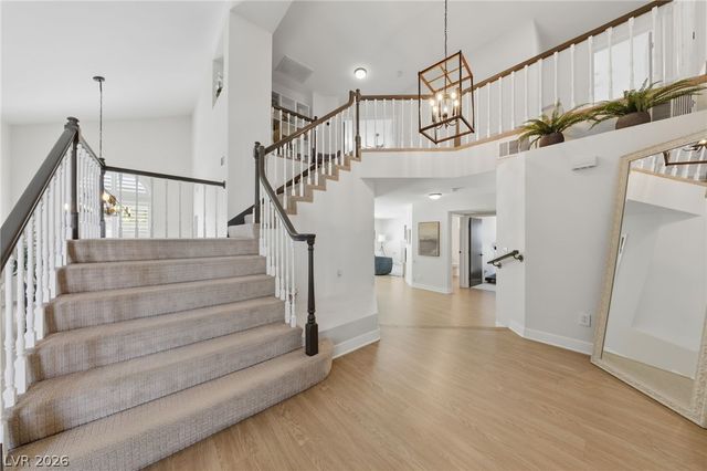 9401 Crown Vista Lane, Las Vegas, NV 89117