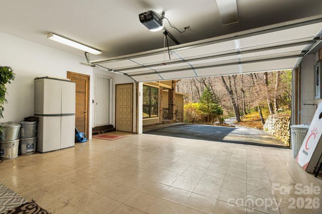 326 El Miner Drive, Mars Hill, NC 28754