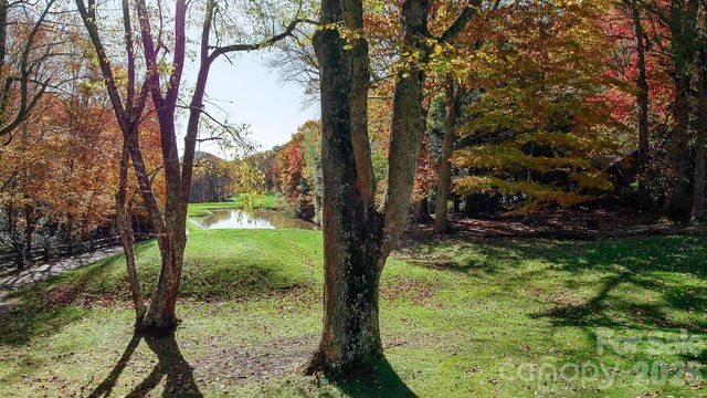 326 El Miner Drive, Mars Hill, NC 28754