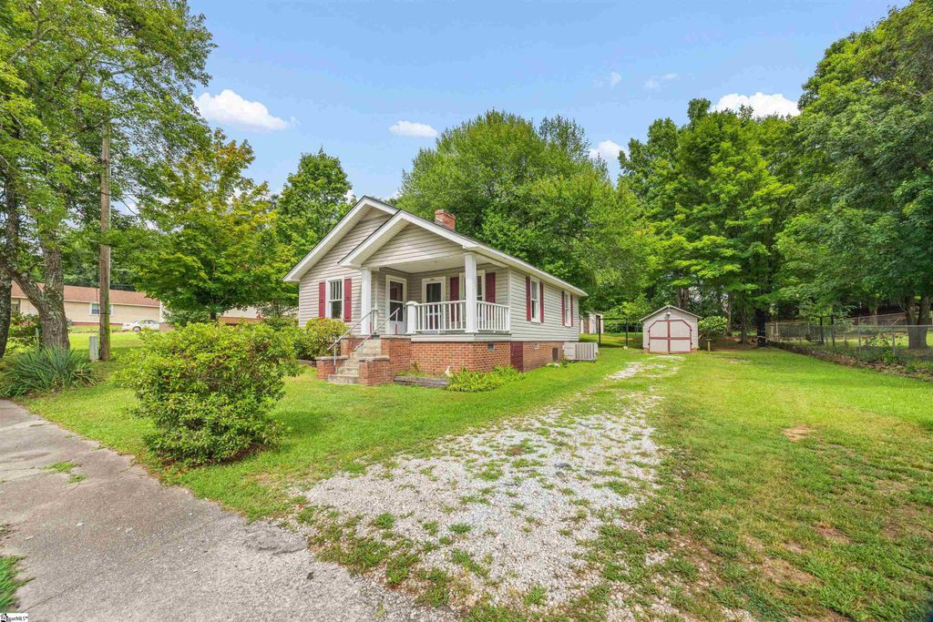 704 Slater Road, Marietta, SC 29661