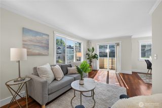 5013 40th Avenue NE, Seattle, WA 98105