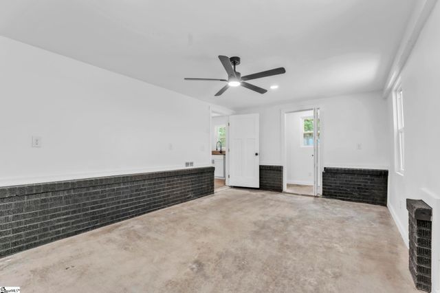 158 Rosemond Street, Pickens, SC 29671