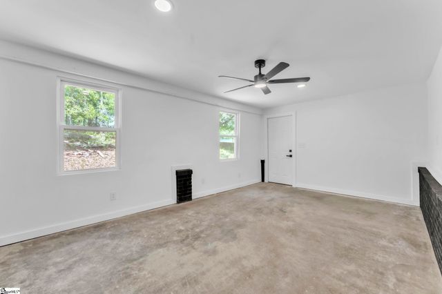 158 Rosemond Street, Pickens, SC 29671