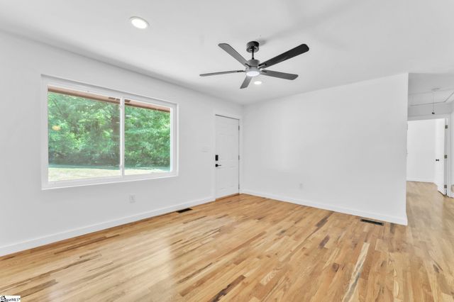 158 Rosemond Street, Pickens, SC 29671