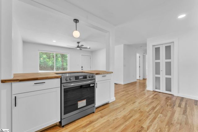 158 Rosemond Street, Pickens, SC 29671