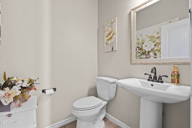 7317 GLACIER Drive, El Paso, TX 79911