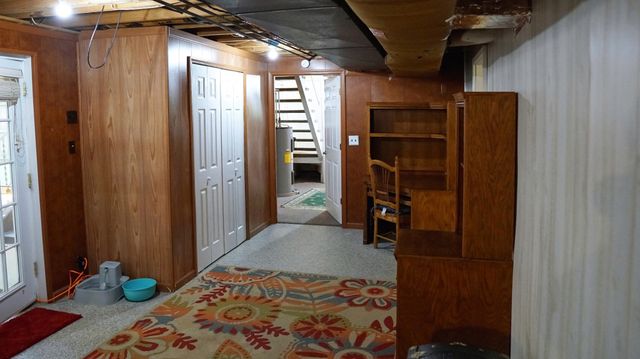 100 Canary Dr, Dickson, TN 37055