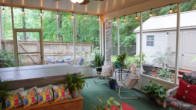 100 Canary Dr, Dickson, TN 37055