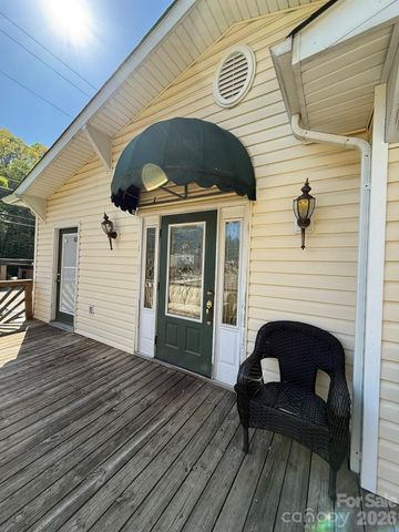 880 N Main Street, Marion, NC 28752