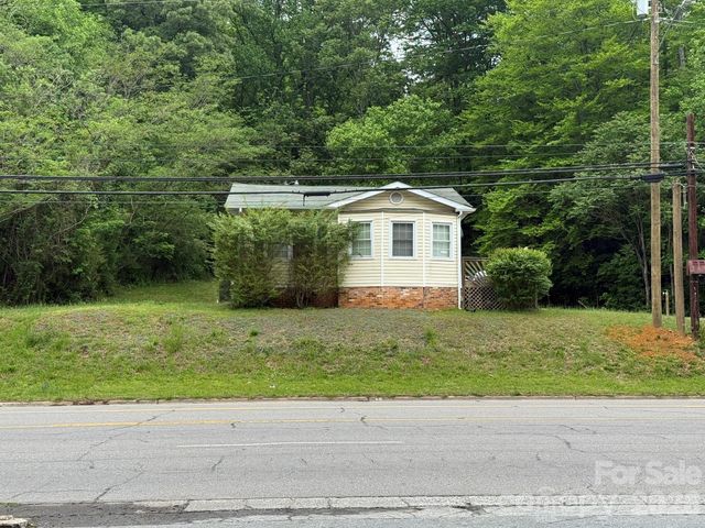 880 N Main Street, Marion, NC 28752