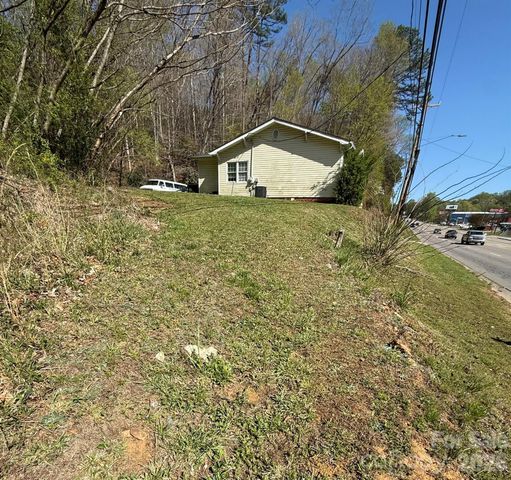 880 N Main Street, Marion, NC 28752