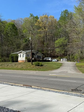 880 N Main Street, Marion, NC 28752