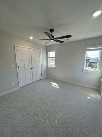 623 Cosmos Street, Centerton, AR 72719