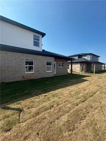 623 Cosmos Street, Centerton, AR 72719