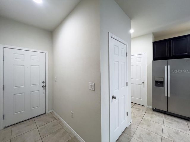 4812 WHITE SANDERLING COURT, Tampa, FL 33619