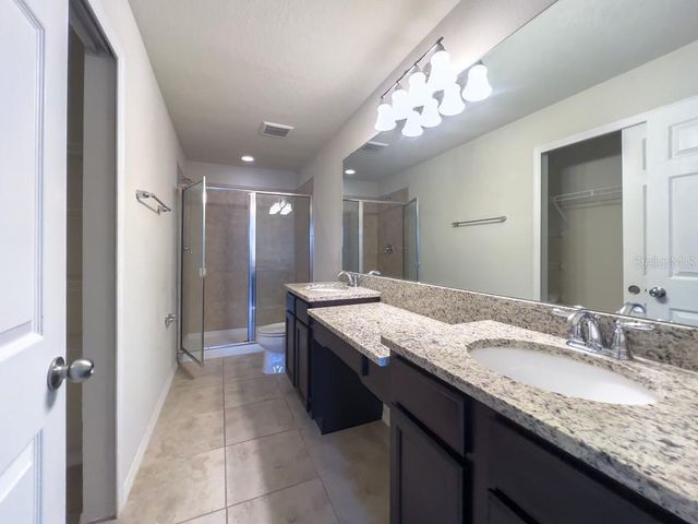 4812 WHITE SANDERLING COURT, Tampa, FL 33619