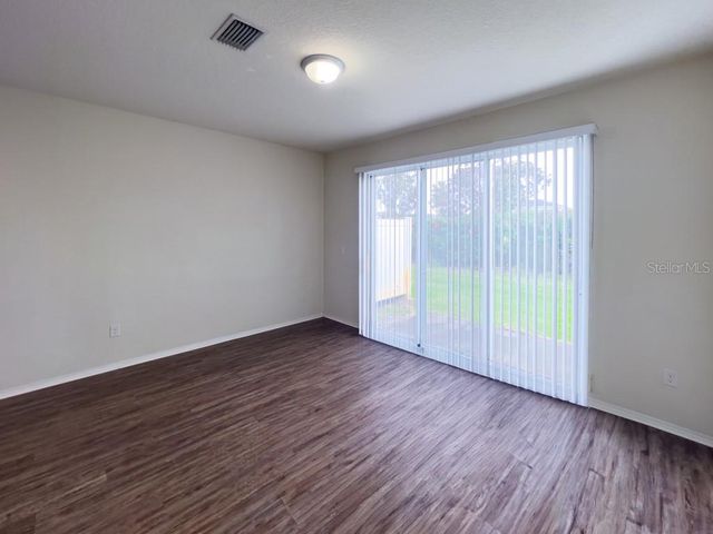 4812 WHITE SANDERLING COURT, Tampa, FL 33619