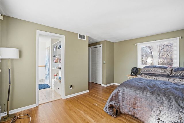 1228 Dover Court, Davenport, IA 52803