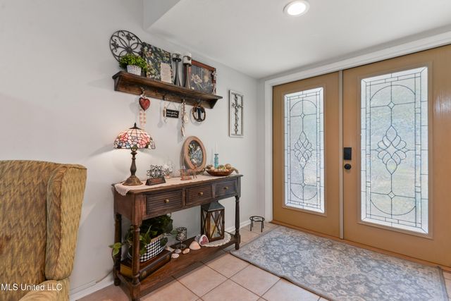 1214 Lancelot Lane, Ocean Springs, MS 39564