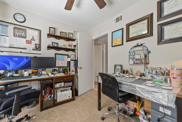 1214 Lancelot Lane, Ocean Springs, MS 39564