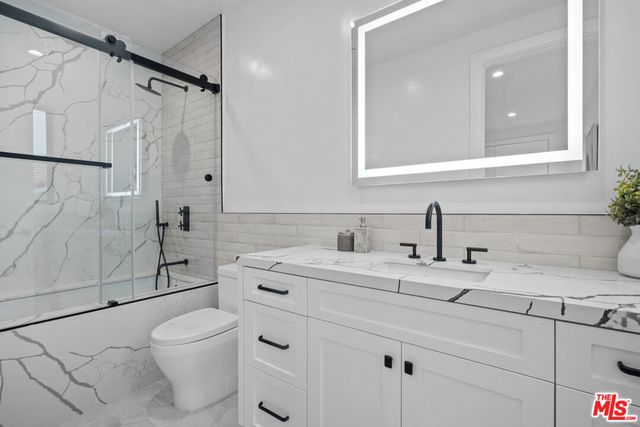 4475 Mammoth Avenue, Sherman Oaks, CA 91423
