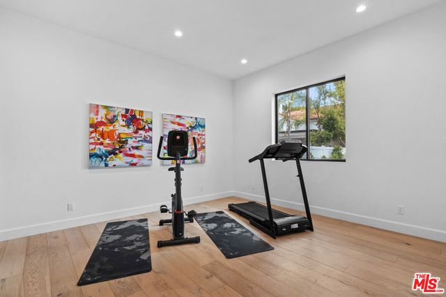 4475 Mammoth Avenue, Sherman Oaks, CA 91423