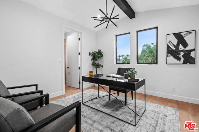 4475 Mammoth Avenue, Sherman Oaks, CA 91423