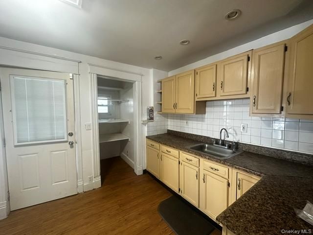 31 Harrison Street 1, Poughkeepsie, NY 12601