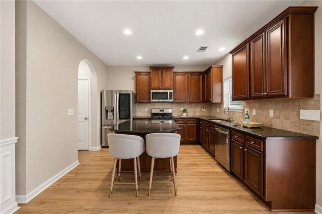 5735 Crest Oak Way, Cumming, GA 30028