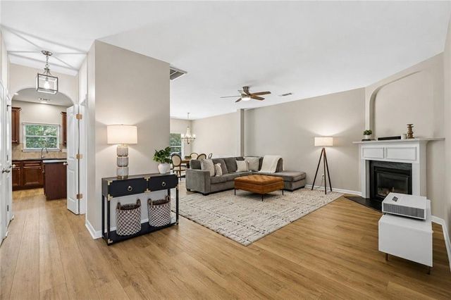 5735 Crest Oak Way, Cumming, GA 30028