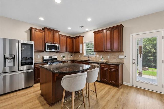 5735 Crest Oak Way, Cumming, GA 30028