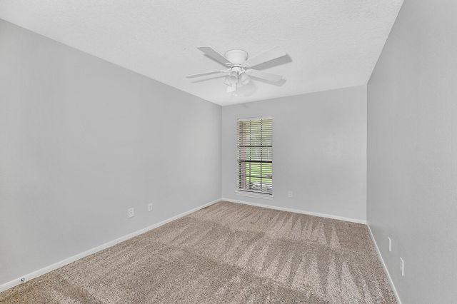 2827 Deep Anchor Way, Crosby, TX 77532