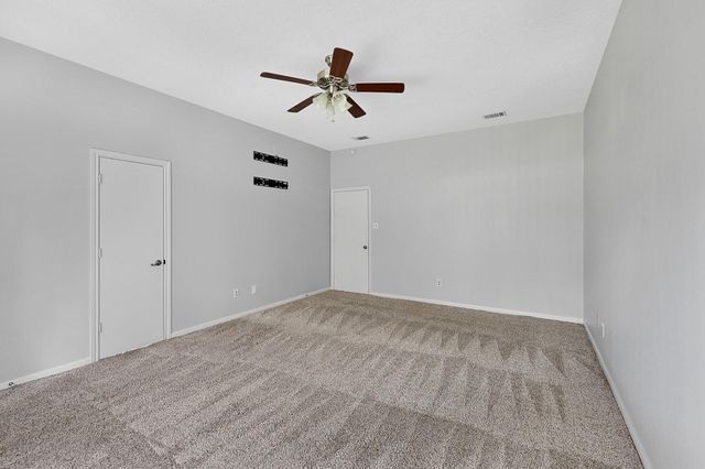 2827 Deep Anchor Way, Crosby, TX 77532