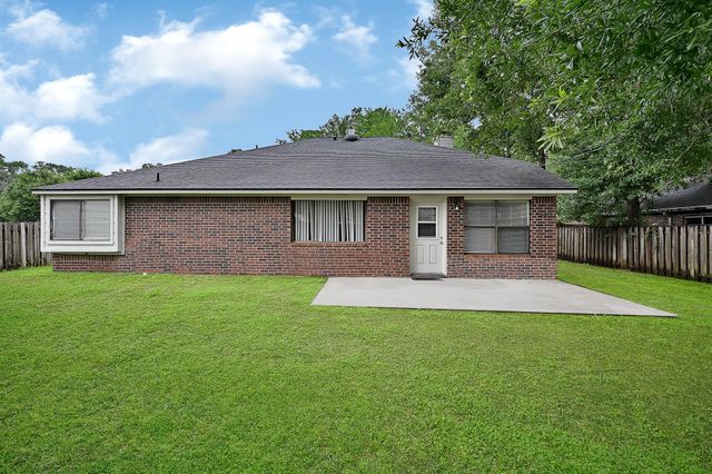 2827 Deep Anchor Way, Crosby, TX 77532