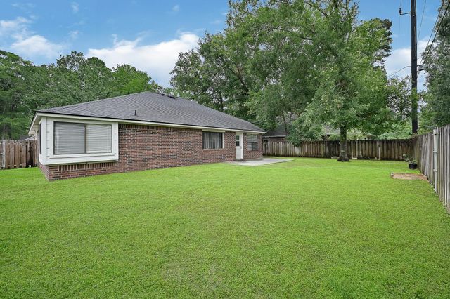 2827 Deep Anchor Way, Crosby, TX 77532