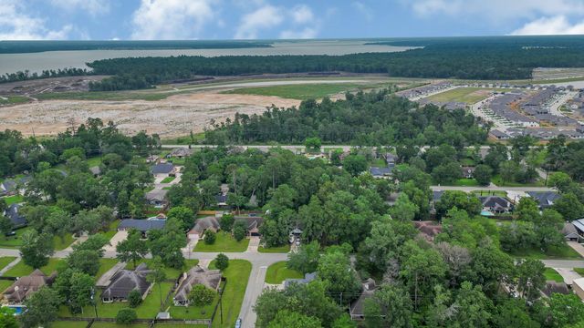 2827 Deep Anchor Way, Crosby, TX 77532