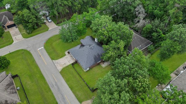 2827 Deep Anchor Way, Crosby, TX 77532