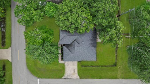 2827 Deep Anchor Way, Crosby, TX 77532