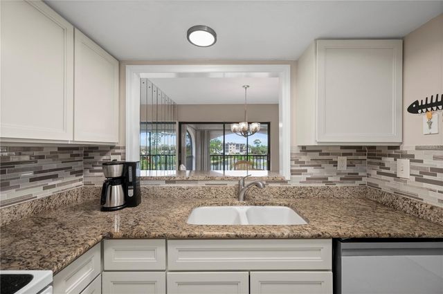 23465 HARBORVIEW ROAD 631, Punta Gorda, FL 33980