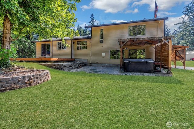 19618 115th Avenue E, Graham, WA 98338