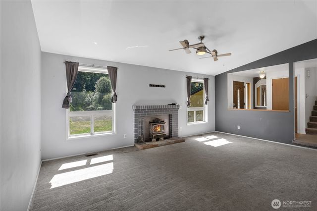 19618 115th Avenue E, Graham, WA 98338