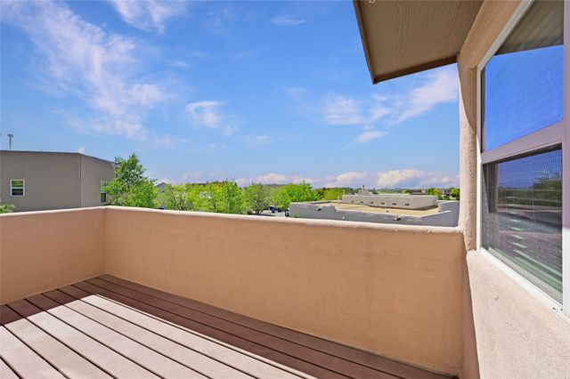 7023 Vuelta Vistoso, Santa Fe, NM 87507